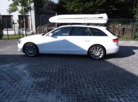   Kombi Audi Avant Big Malibu Roof boxes station wagon 
