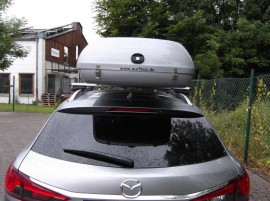   Mazda SLB box sul tetto 